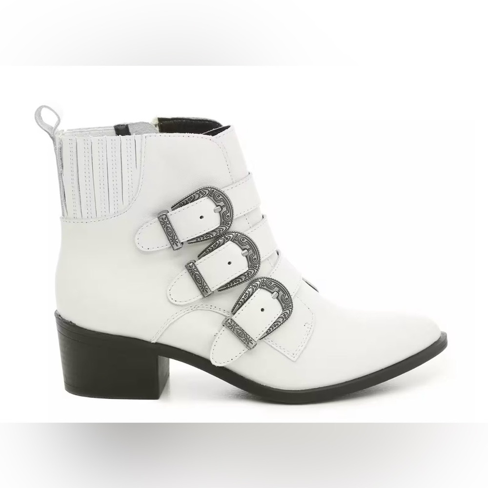Steve Madden Bark Western Buckle Booties – White – NWOT – Size 7 - Picture 8 of 16